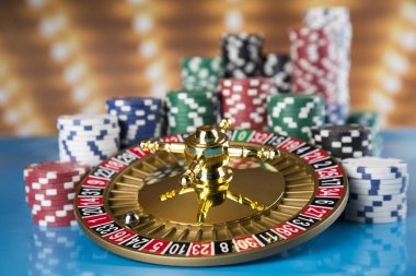 Proses verifikasi akun bimaspin dengan form data pribadi dan konfirmasi email